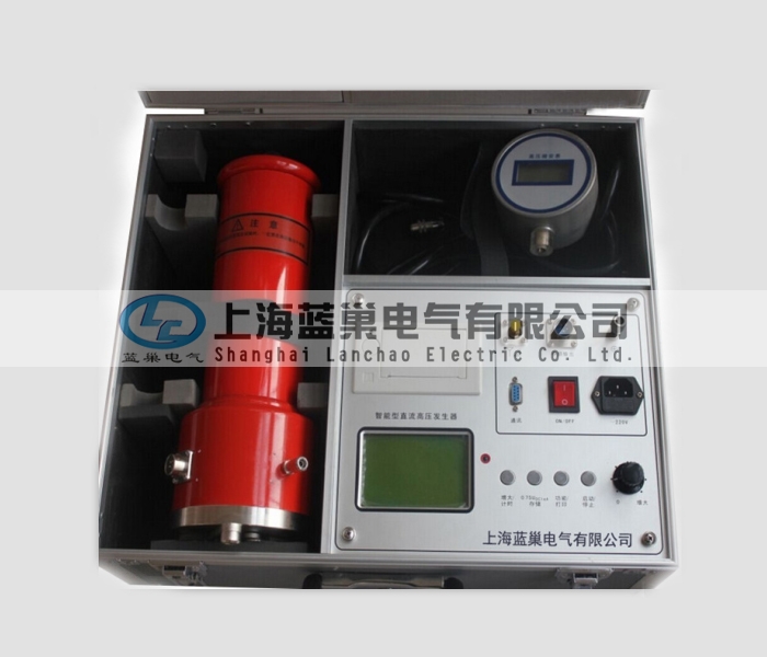 ZGF-120KV/2mA大屏智能直流高壓發(fā)生器。應(yīng)用AIPWM技術(shù)，對(duì)PWM技術(shù)的不準(zhǔn)確線性度進(jìn)行了調(diào)整，使儀器精度得到了大幅度提高。并采用AI技術(shù)設(shè)定過壓保護(hù)和過流保護(hù)取代了數(shù)字撥盤開關(guān)只能設(shè)定電壓值